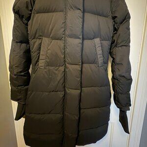 NWT Canada Goose  Style 5077 | Size XS | Luxury Down Winter Coat